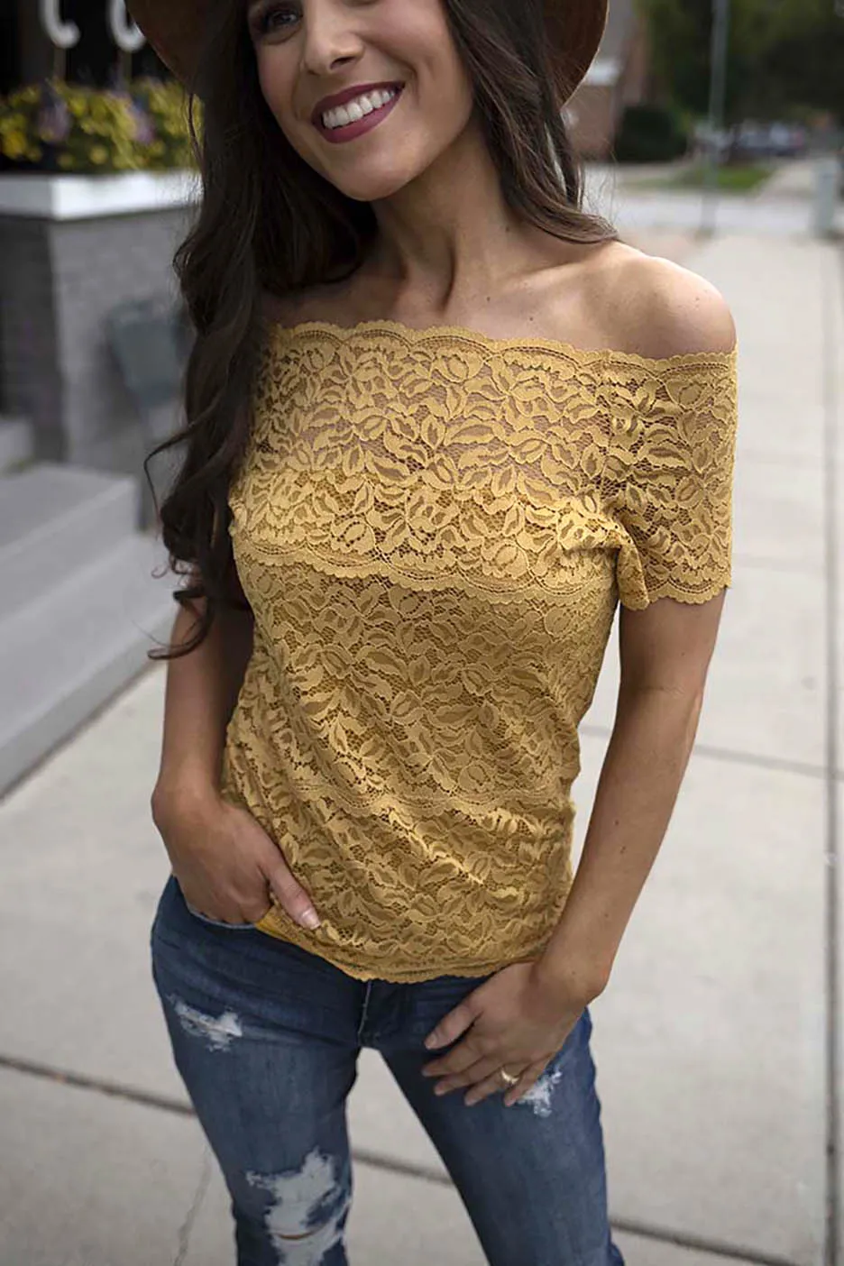 Haelyn Lace Scalloped Off Shoulder Top - Mustard