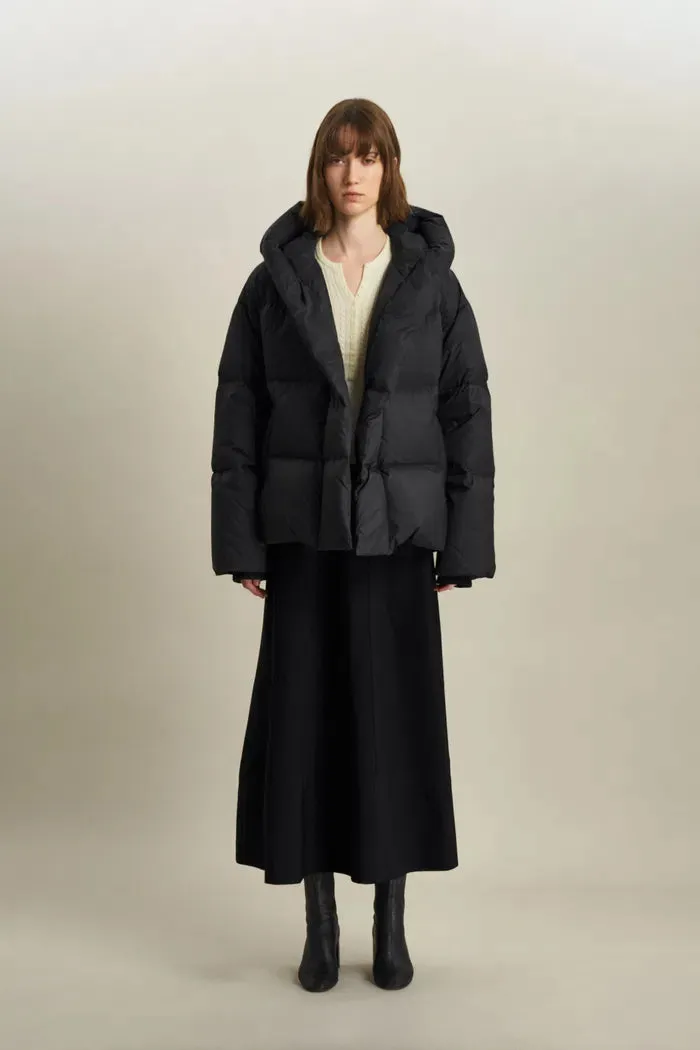 Iliana Water-Repellent Hooded Lightweight Duck Down Jacket in Ultra-Light Fabric