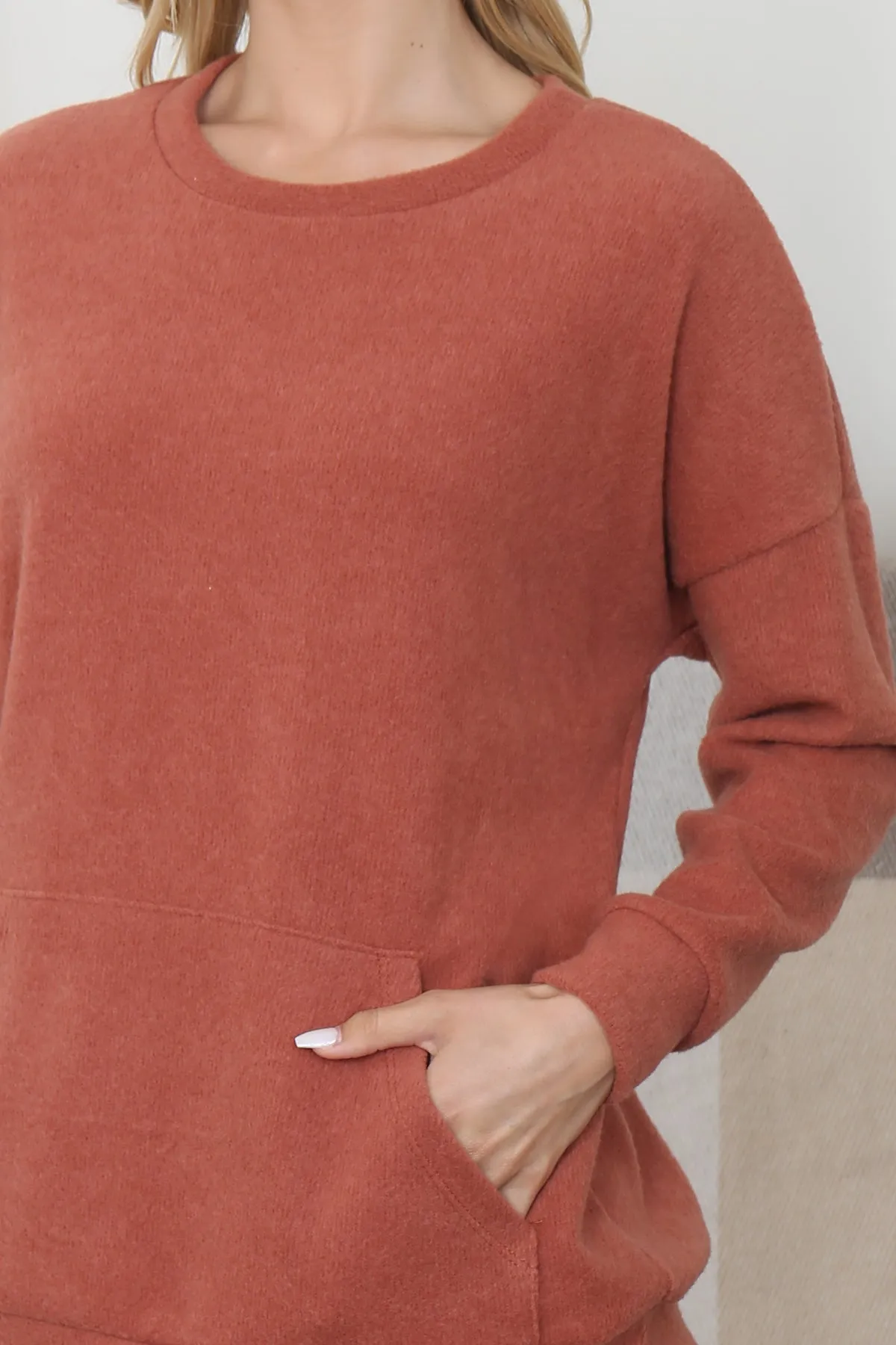 RIB BRUSHED PULLOVER TOP WITH KANGAROO POCKET 1-1-1-1