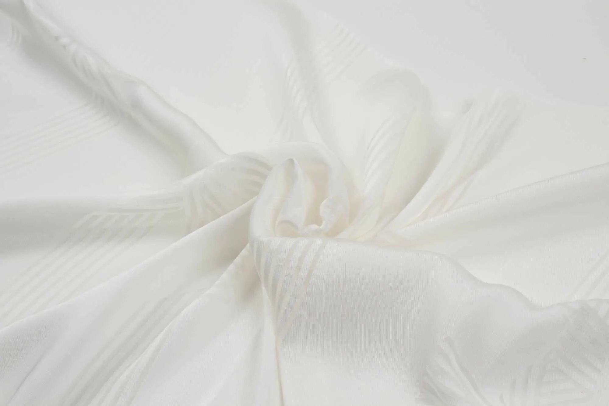 Viscose Silk Devoré Fabric - Ribbons Pattern - White